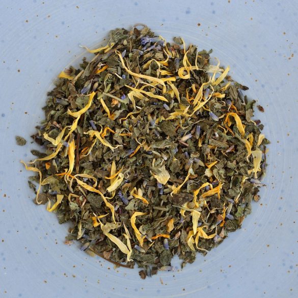 Bazsalikomos Kert Hold tea (20 g)